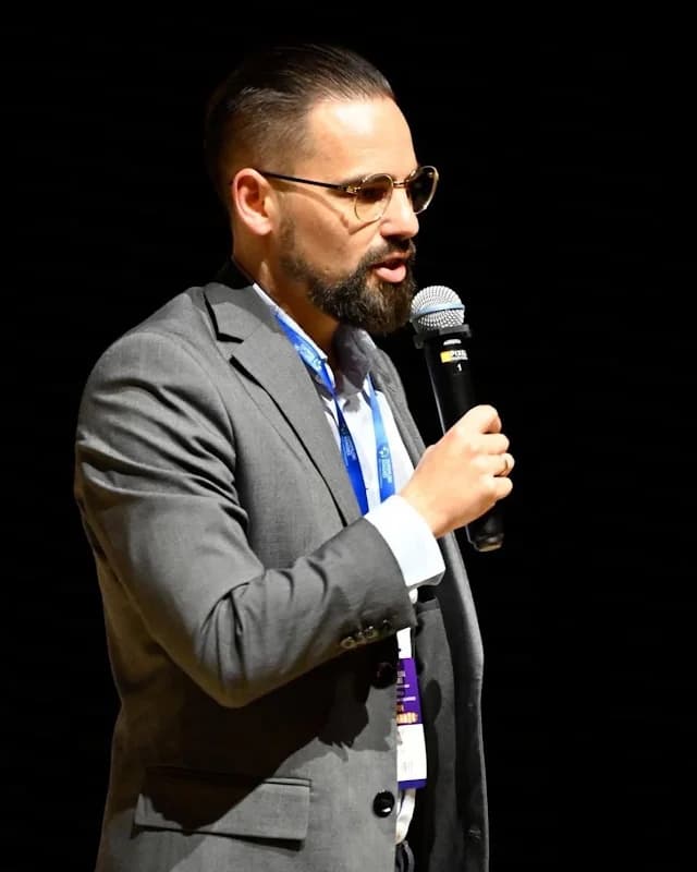 Robert Kłosowski
